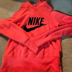 Nike women’s hoodie